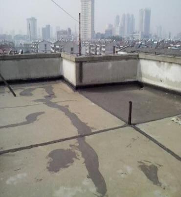 绥中漏水维修 楼顶漏水是什么原因，楼顶漏水维修方法是什么?